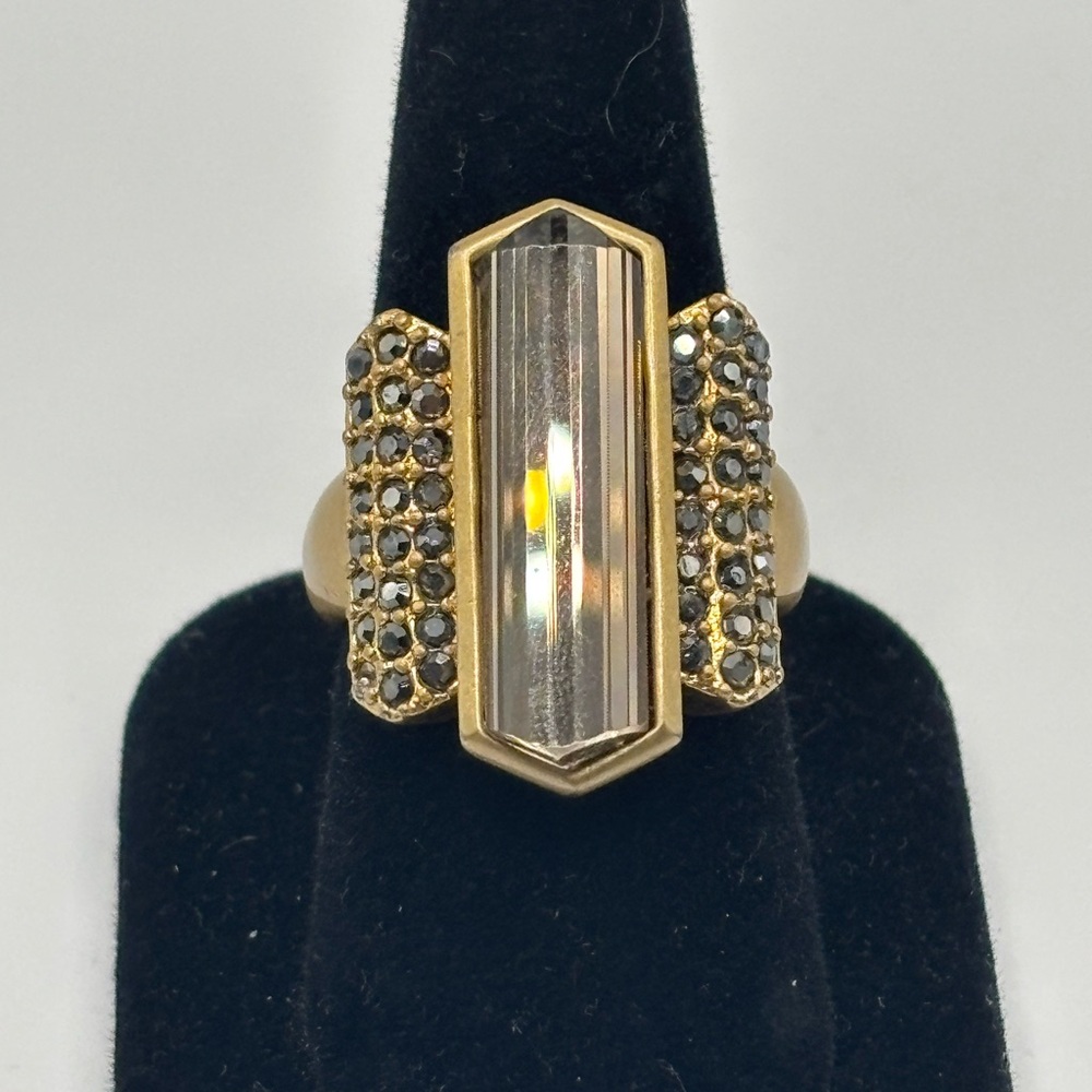 Elegant Gold-tone and Silver-tone Women's Ring Size 9